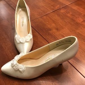 Vintage wedding shoes